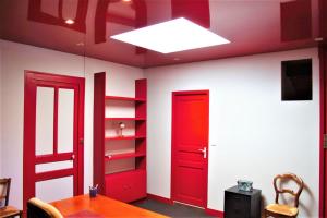 bureau-laque-rouge