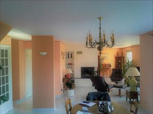 platond-tendu-mat-blanc-salon